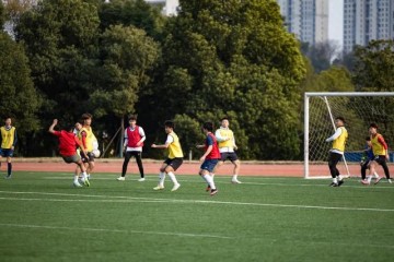 开云下载-2026“湘超”益阳队首次集训启幕|足球|青训|联赛|赛季|体测_新浪体育_新浪新闻